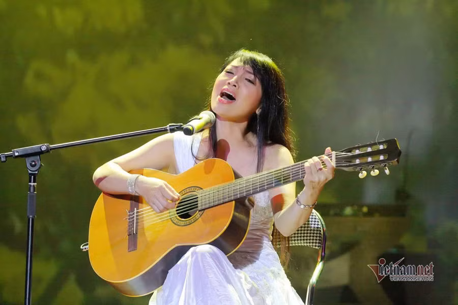 Nhan sac tre mai khong gia cua NSND Thai Bao o tuoi U60-Hinh-8