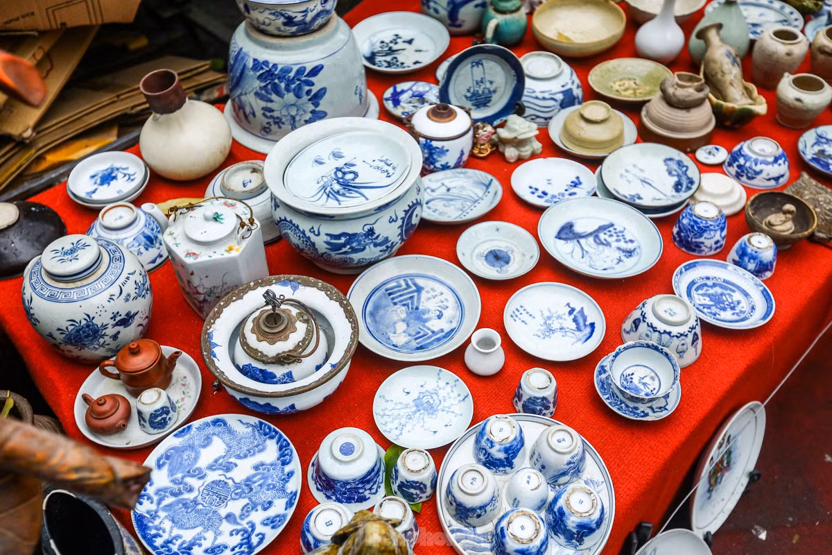 Bát sành, bát sứ trong cuộc sống người Việt xưa.