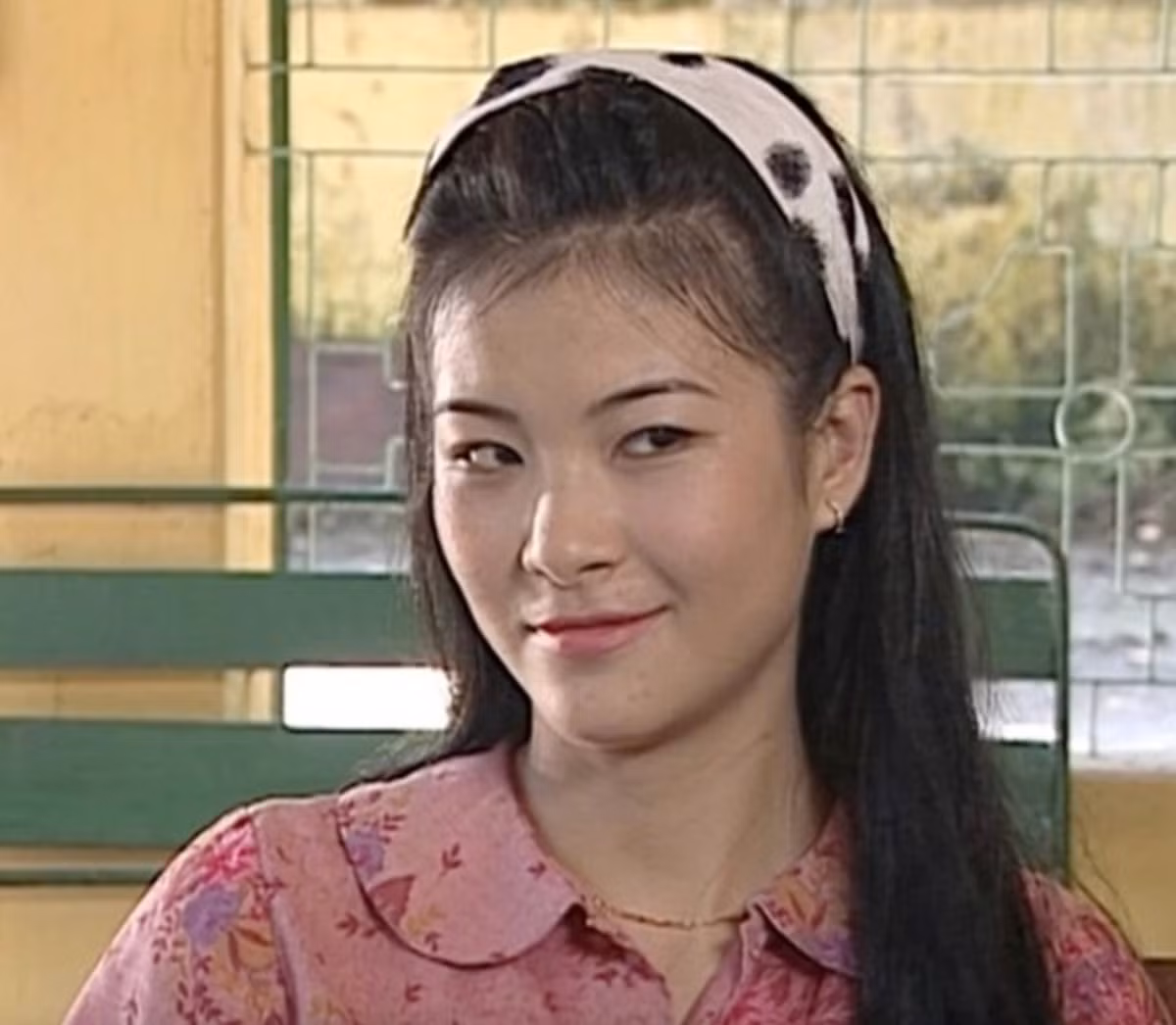 NSUT Kim Oanh sac voc quyen ru o tuoi U50