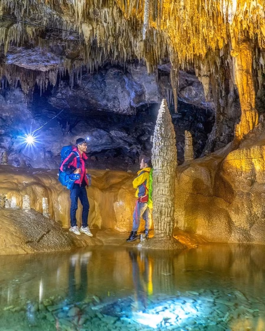 Gioi tre den Lai Chau trekking xuyen rung, an pho nhang thai tay-Hinh-9