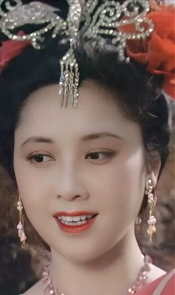 Chu Lâm.