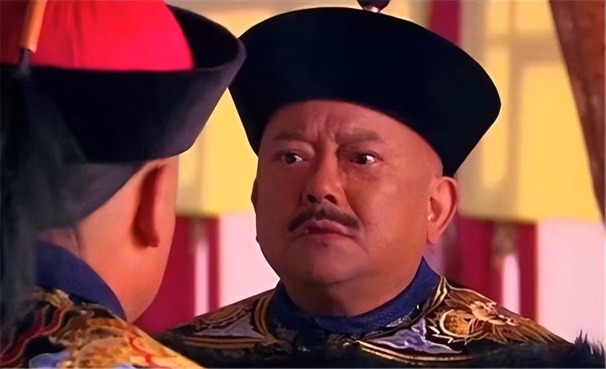 Truoc khi qua doi, Hoa Than ra 2 mat lenh de cuu gia toc-Hinh-4