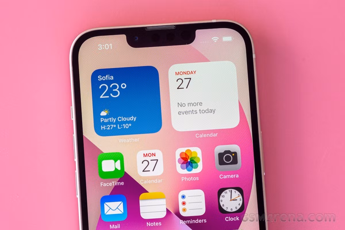 Gia iPhone 13, iPhone 13 Pro Max giam cuc sau sau Tet-Hinh-2