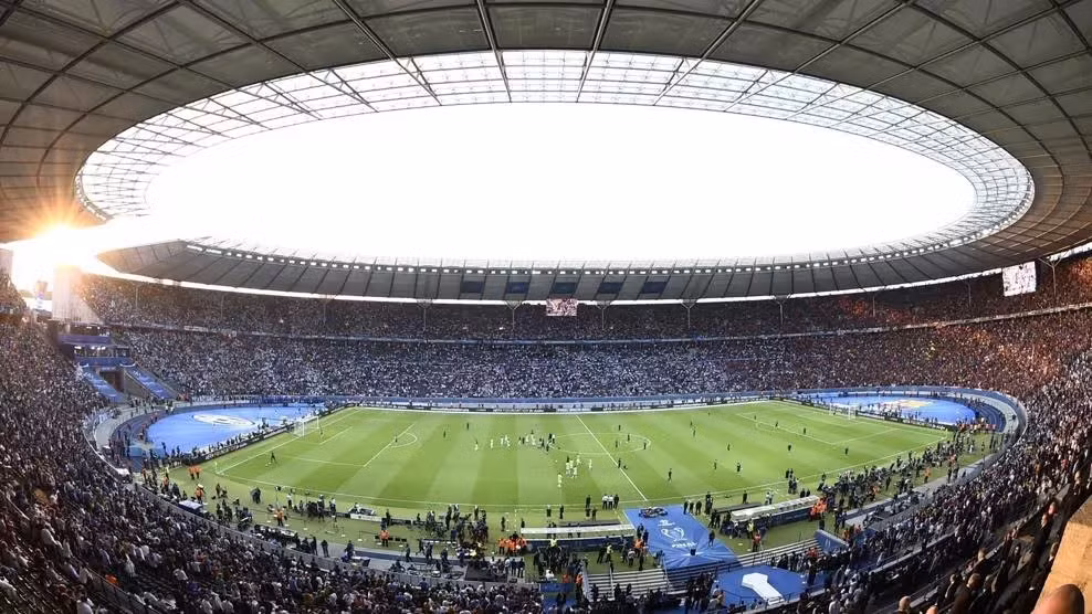 Đây là địa điểm lớn nhất tại Euro 2024, là nơi tổ chức nhiều trận chung kết Cúp quốc gia Đức kể từ năm 1985, cũng như các trận đấu đỉnh cao cấp châu lục và quốc tế. Nơi diễn ra các trận đấu tại Euro 2024: Sân vận động Olympic Berlin