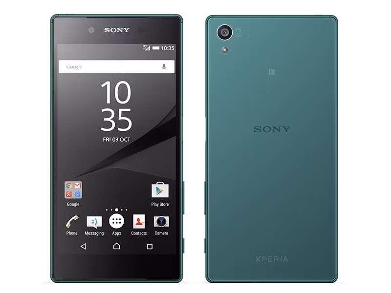 Sony Xperia Z5 Dual (giá tham khảo 15,99 triệu đồng). Có khả năng chống nước theo tiêu chuẩn IP68 tương tự như Z5 Premium Dual.