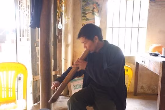 nguoi tu oan 10 nam nguyen thanh chan dung nha 2 tang don tet hinh anh 2