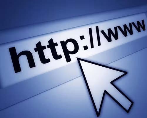 Năm 2025, sự gia tăng của dữ liệu và thông tin trên Internet là một cách hữu hiệu để cải thiện y tế, giáo dục, giao thông vận tải và các vấn đề hằng ngày nói chung. Nhưng có thể, nó cũng sẽ dẫn đến tăng phân biệt đối xử, cho phép những người cầm quyền biện minh cho sự áp bức được thể chế hóa.