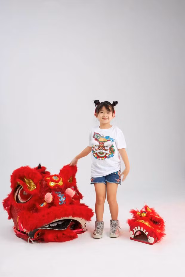 Con gai Mai Phuong cao lon thay ro, nu cuoi y het me qua co