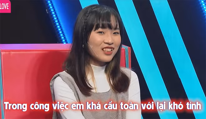 Co gai 22 tuoi di hen ho hon nhien khoe tung co 20 moi tinh-Hinh-4