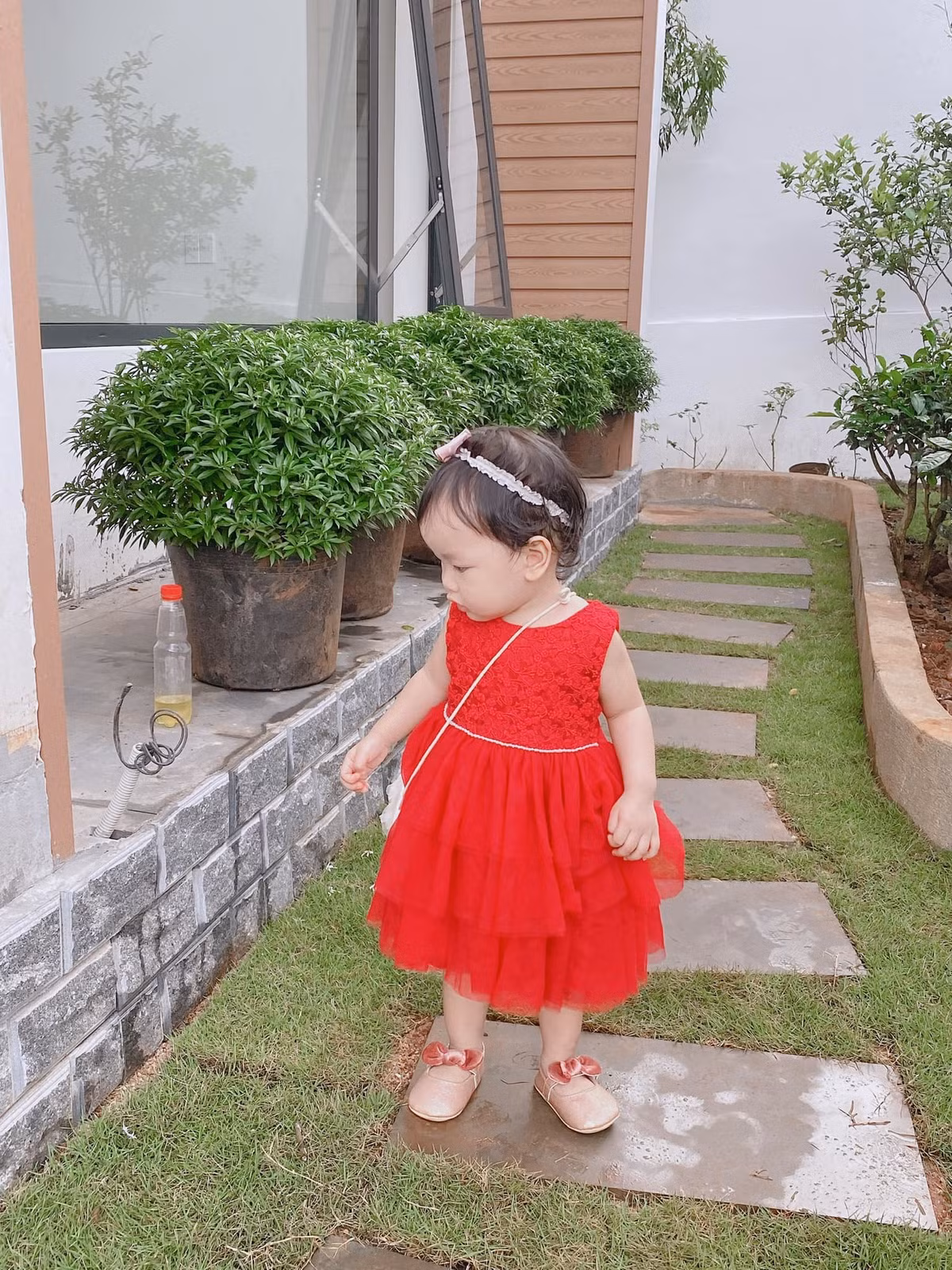 Nha mai Thai rong 170m2 o Gia Lai co vuon rau nho xinh muot mat-Hinh-16