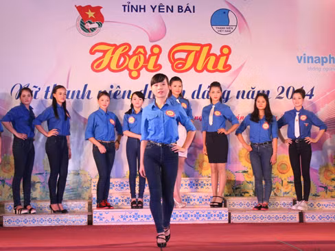 Hội thi “Nữ thanh niên duyên dáng” năm 2014 có 2 nội dung: Thi ảnh và thi trình diễn trên sân khấu. Trong đó, 122 thí sinh tham gia thi ảnh, 27 thí sinh dự thi sân khấu. Phần thi ảnh được tổ chức nhắn tin bình chọn qua mạng và đánh giá của Ban Giám khảo.