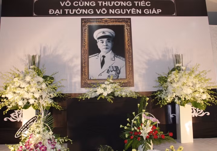 Không gian tưởng niệm Đại tưởng được đặt tại vị trí trang trọng