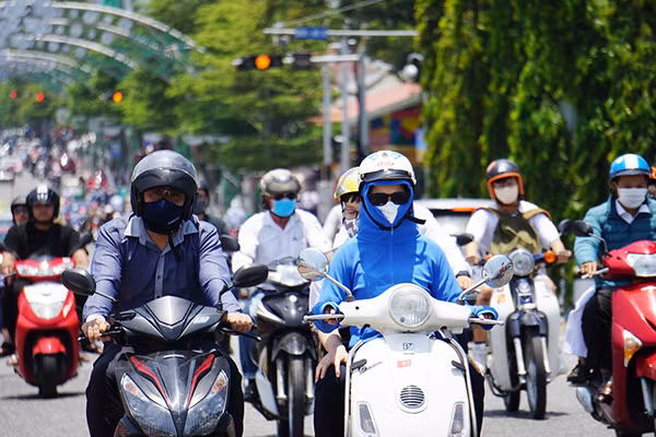 Du bao thoi tiet 8/5, nang nong gay gat, de phong soc nhiet
