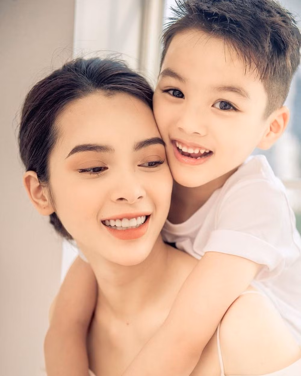 Quỳnh Lương được khen hết lời khi đóng phim “Đừng làm mẹ cáu“ - Hình 4 Quynh Luong duoc khen het loi khi dong phim “Dung lam me cau“-Hinh-4