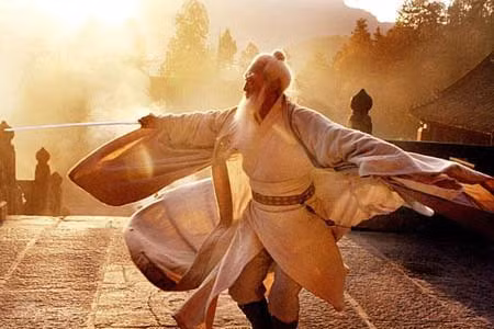  Thứ hai, lịch sử có ghi chép vào đầu năm Hông Võ, ông đã xây dựng một cứ điểm ở núi Võ Đang, để cho em trai là Khu Huyền Thanh ở tại ngọn Ngũ Long, Lô Thu Vân ở tại ngọn Nam Nham, Lưu Cô Tuyền, Dương Thiện Đăng ở ngọn Tử Tiêu. Còn ông cắm cờ Bắc Thiết Quan, đặt tên là Ngộ Chân Cung và xây nhà ở Hoàng Thổ Thành, tên gọi là Tiên Quán, cho đệ tử coi giữ chu đáo. 