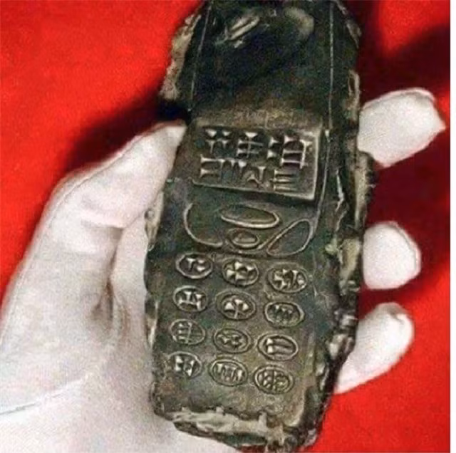 'Dien thoai Nokia' bi an 800 nam nghi cua nguoi ngoai hanh tinh
