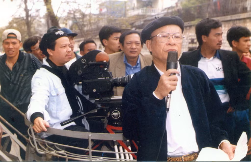 Những cặp cha và con nghệ sĩ Việt và chuyện “con nhà tông không giống lông cũng giống cánh“ - Hình 7 Nhung cap cha va con nghe si Viet va chuyen “con nha tong khong giong long cung giong canh“-Hinh-7