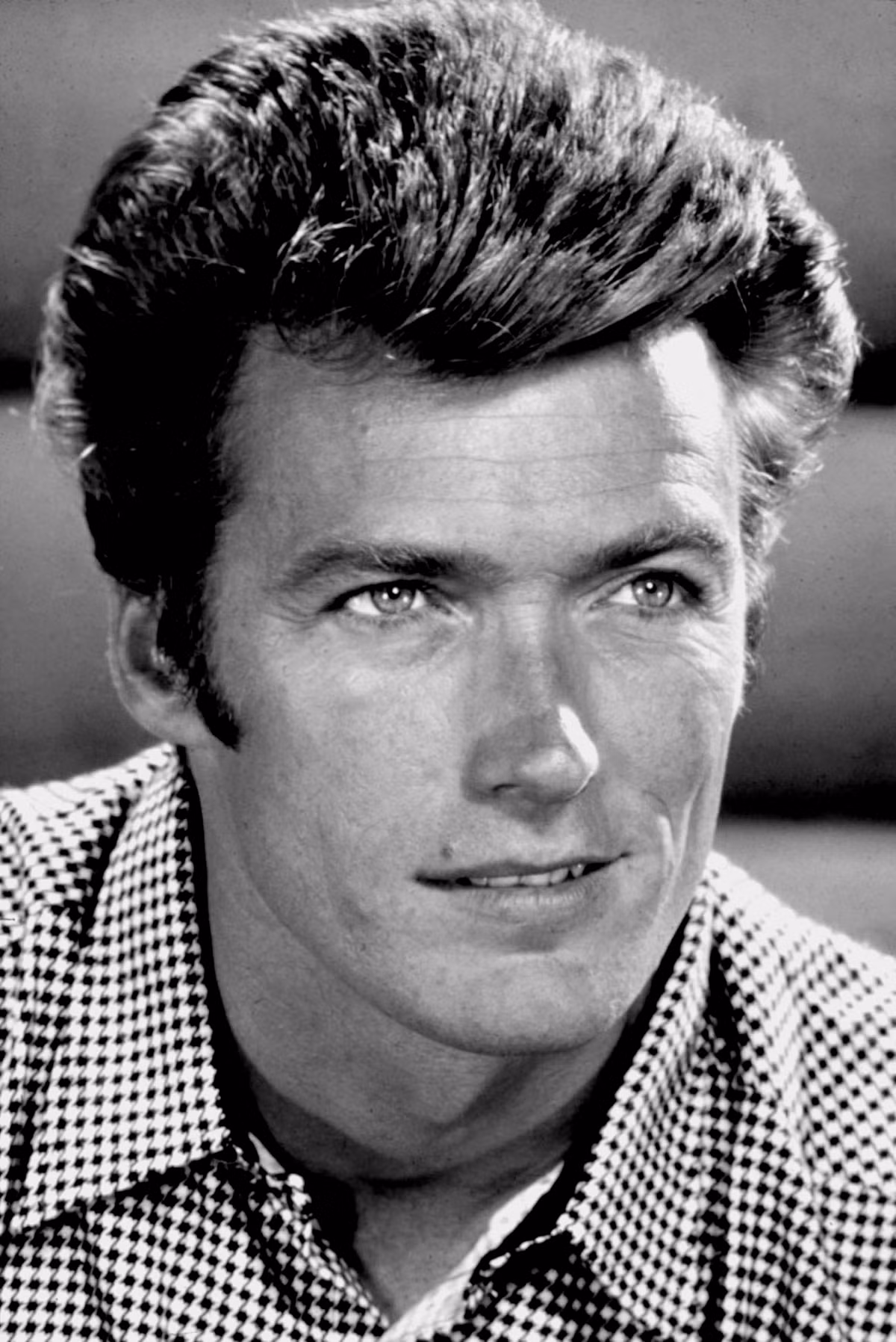 Những người nổi tiếng sinh ngày 31/5: Milind Anand, Walt Whitman, Fred Allen, Norman Vincent Peale, Joe Namath, Clint Eastwood (trong ảnh), Brooke Shields, Gregory Harrison...