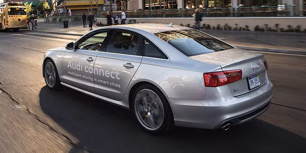 Xe dien cua Audi co the chay 450km voi 1 lan sac