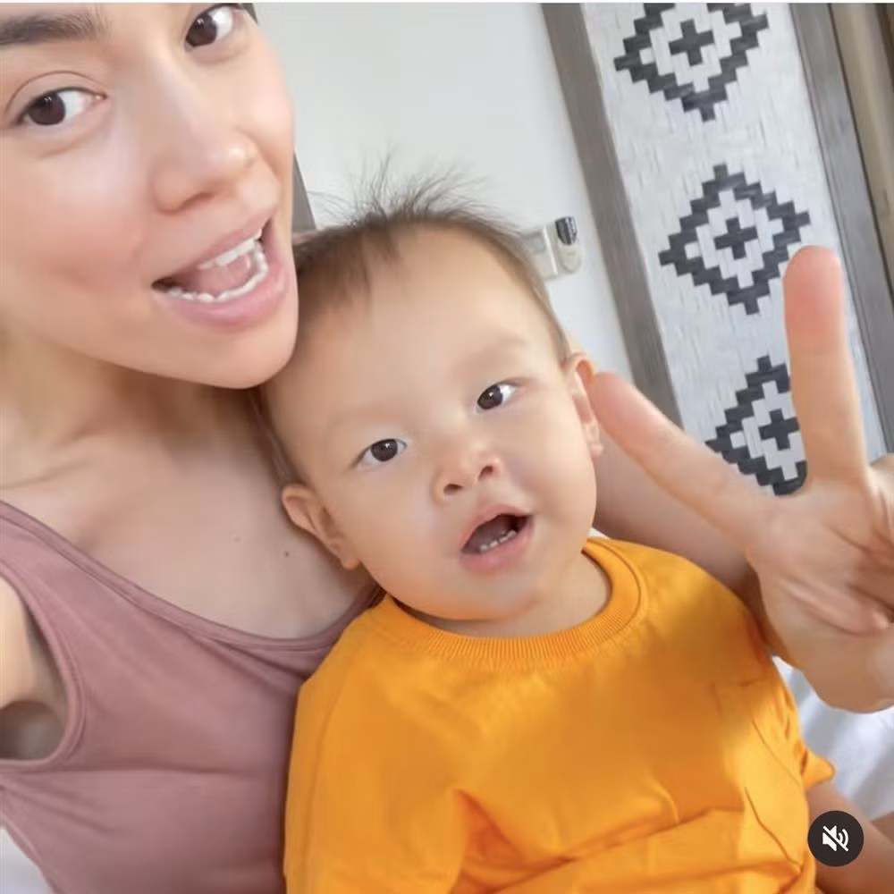 Ha Ho lo mat moc 0% son phan, mat diem vi chi tiet het Le Quyen-Hinh-2