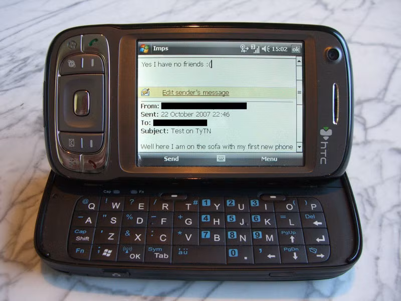 3. HTC TyTN II.