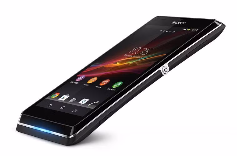 Sony lộ mã 7 sản phẩm smartphone mới, 4 trong số đó đã qua kiểm tra benchmark trên trang web của Indonesia. Những mẫu điện thoại xuất hiện trên trang web này gồm D5503 (phiên bản quốc tế của Sony Xperia Z1f), D6503, D5322, D2005, D2105, SPG521.