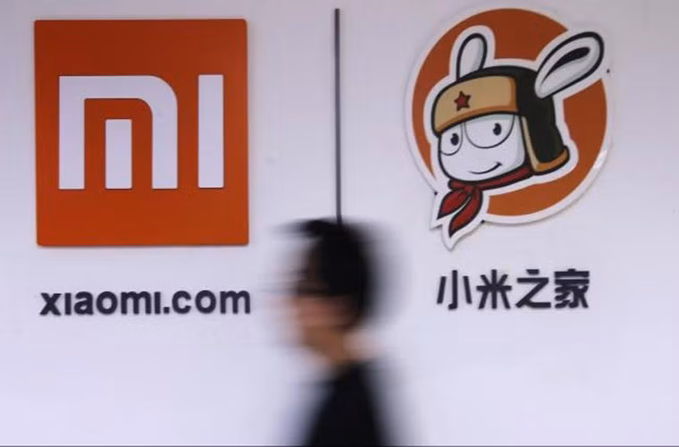 Xiaomi cũng tham gia chạy đua sản xuất điện thoại block với dự án chế tạo điện thoại block có tên Magic Cube. Những thông tin về việc này mới chỉ xuất hiện trên hồ sơ của người sáng lập Xiaomi trên Weibo và CEO Lei Jun của hãng trong một thời gian ngắn, tuy nhiên nhiều người đã khẳng định điều này có thể đáng tin.
