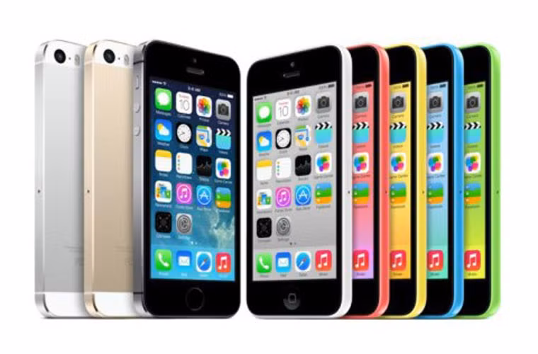 Người Mỹ chi 5 tỉ USD trong năm 2013 để nâng cấp iPhone. Theo một bản báo cáo mới được công bố, năm 2013, người Mỹ đã tiêu tốn 5 Tỷ USD để nâng cấp chiếc điện thoại iPhone cũ của mình lên đời mới, mặc dù nhiều khi những sự lên đời này không đồng nghĩa với việc máy điện thoại có thêm nhiều tính năng hữu ích.