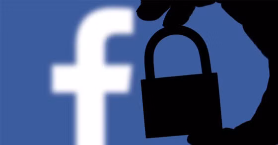 Tai khoan Facebook bat ngo bi khoa phai lam sao?-Hinh-2