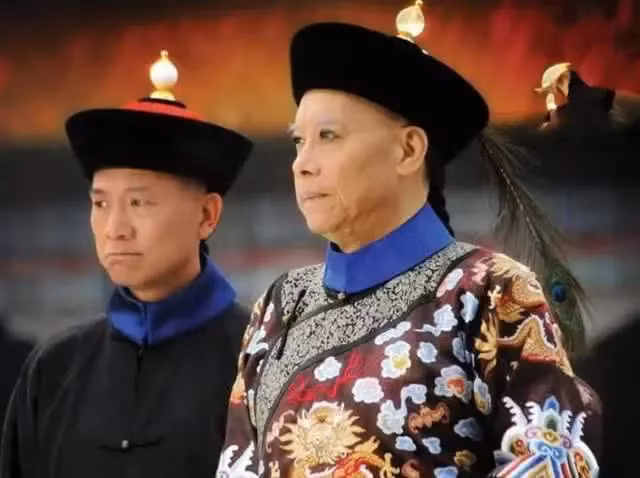 Vao dem Khang Hi bang ha, vi sao Ung Chinh xu tu thai giam Trieu Xuong?-Hinh-3