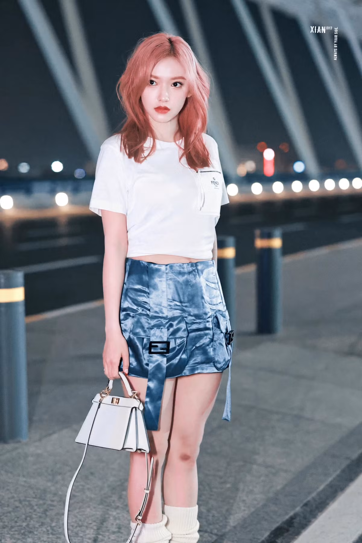 Nu dien vien 25 tuoi bi dua tin la nhan tinh cua Luong Trieu Vy-Hinh-23
