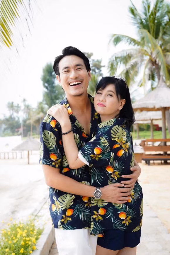 Sao Viet bat duoc hoa cuoi nhanh chong “chot don”-Hinh-25