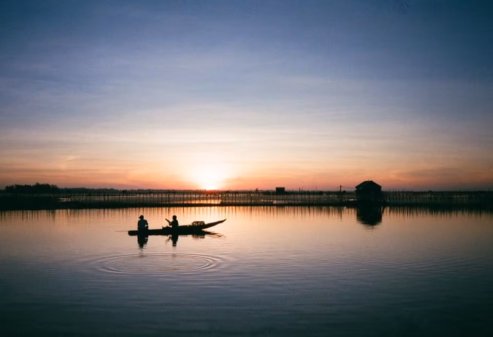 Menh mang goi nho Dam Chuon, nhung cau ho thuong men Pha Tam Giang-Hinh-2