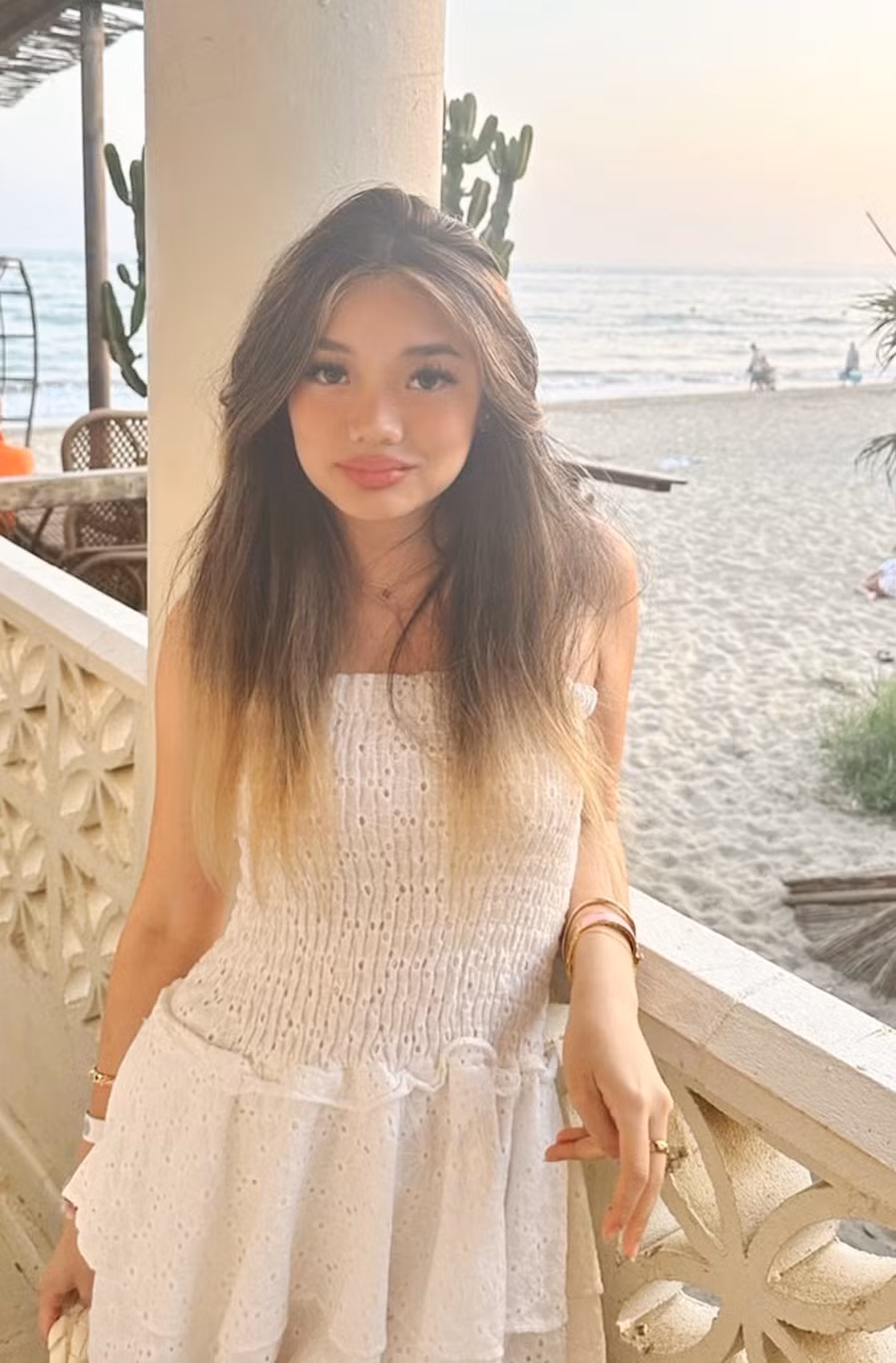 Theo lời Mỹ Lệ, Jennifer Ngô có phần nổi loạn hơn chị gái Jannet về phong cách thời trang, lối sống. Tuy nhiên, cô gái 18 tuổi ý thức được việc học và luôn cố gắng phấn đấu được như Jannet.