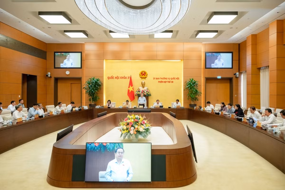 Thường vụ Quốc hội cho ý kiến việc chuẩn bị Kỳ họp thứ 8 Thuong vu Quoc hoi cho y kien viec chuan bi Ky hop thu 8