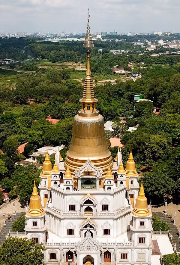 Doc dao ngoi Chua tai TP HCM tung lot top dep nhat the gioi-Hinh-7