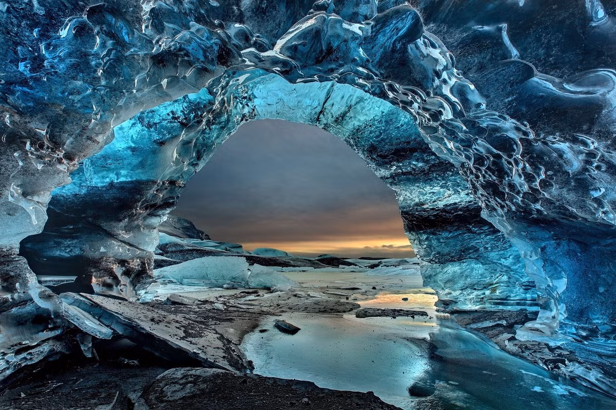  Hang băng Skaftafell ở Vườn quốc gia Vatnajökull của Iceland được coi là một trong những kho báu vô giá mà thiên nhiên đã ban tặng cho con người. Ảnh: Christian Klepp.