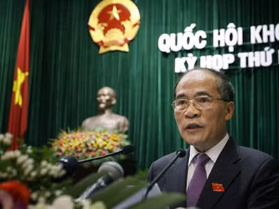 Chủ tịch Quốc hội Nguyễn Sinh Hùng: "Giá thuốc bây giờ như ngựa bất kham".