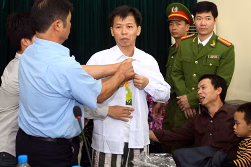 Nhiều người bị ép cung, nhục hình nhưng không có camera quay lại quá trình hỏi cung nên họ không thể chứng minh.