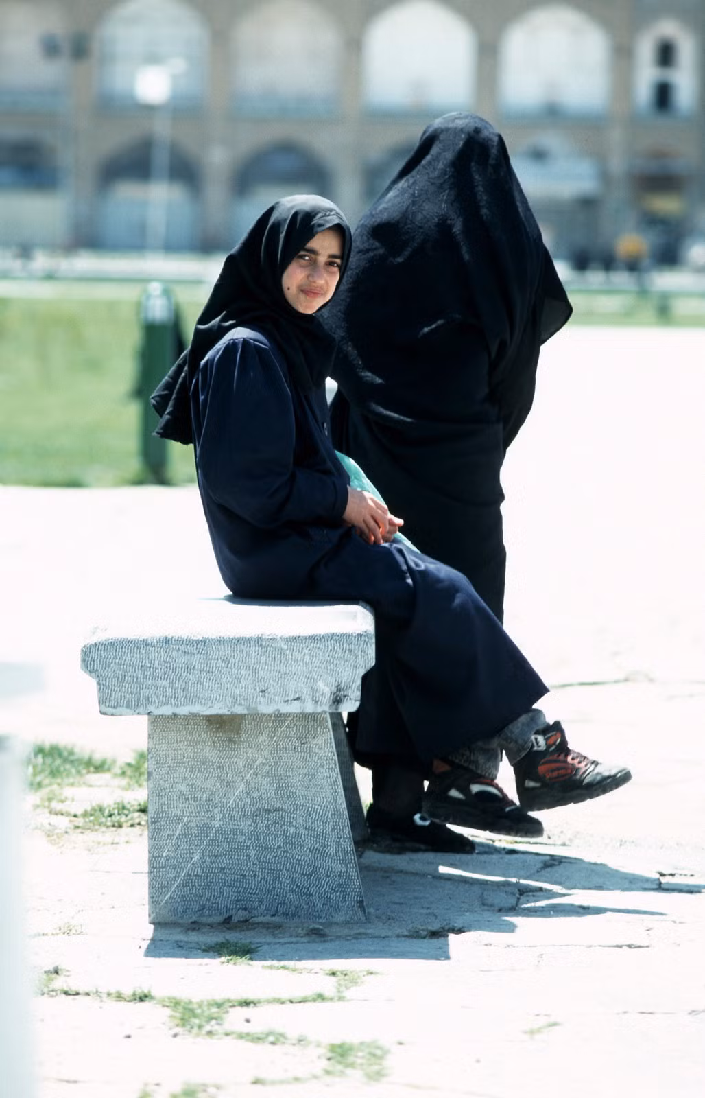 Thiếu nữ Isfahan.