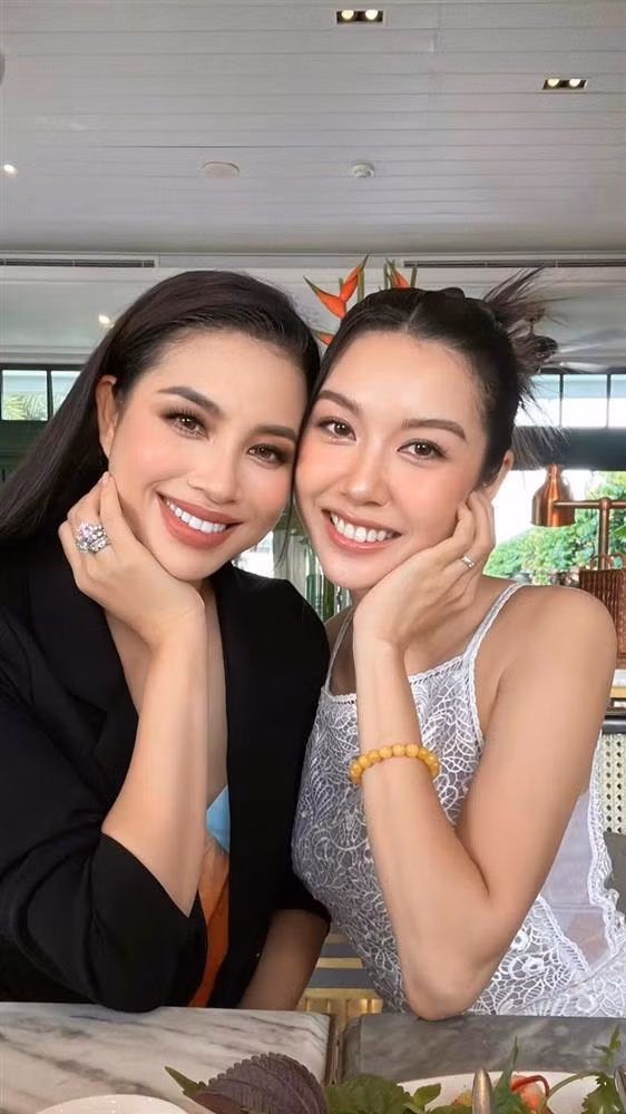 Hiện tại cả hai đều đã trở thành mẹ bỉm sữa nhưng nhan sắc vẫn bị thời gian bỏ quên.