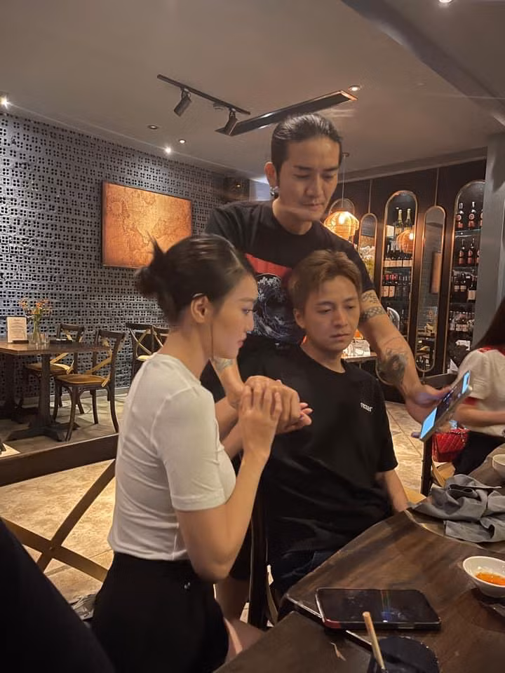3 ngoi sao dinh dam Vbiz bi soi 'xai chung ban trai'-Hinh-7
