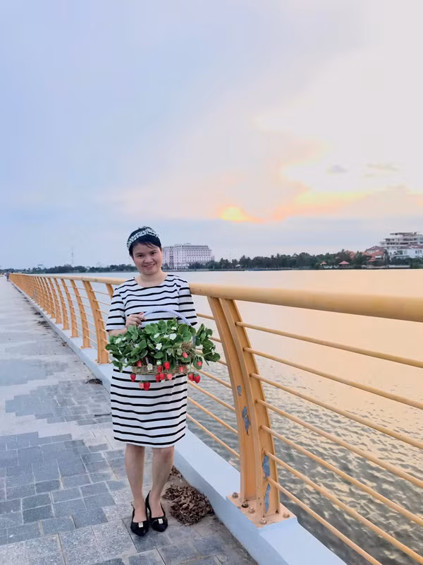 Lam hoa hong bat tu roi ban gia toi vai trieu dong/san pham-Hinh-3