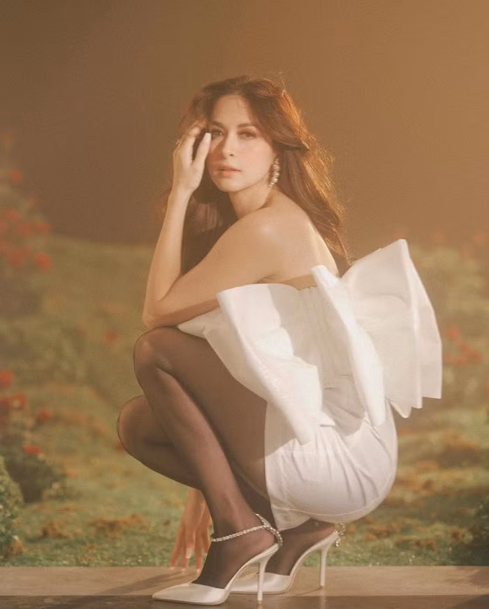 "Nàng tiên cá" Marian Rivera khoe nhan sắc nàng thơ, đón chào sinh nhật tuổi 38 - Hình 7 "Nàng tiên cá" Marian Rivera khoe nhan sắc nàng thơ, đón chào sinh nhật tuổi 38 ảnh 7