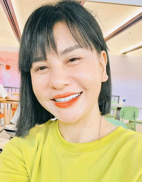 Cat Phuong buc xuc khi bi noi vay tien Kieu Minh Tuan-Hinh-4