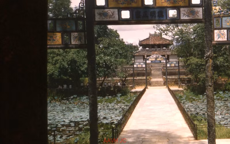 Cận cảnh cầu Trung Đạo.