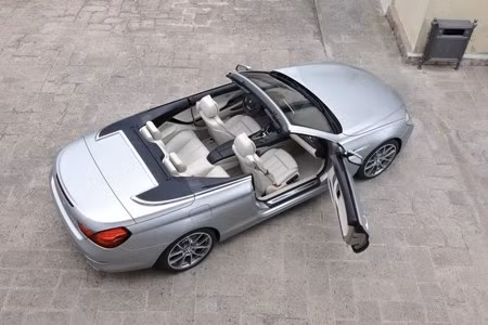 BMW sẽ mang đến cho khách hàng 14 lựa chọn với những màu sắc khác nhau ở nội thất/ngoại thất và bộ mui xếp.