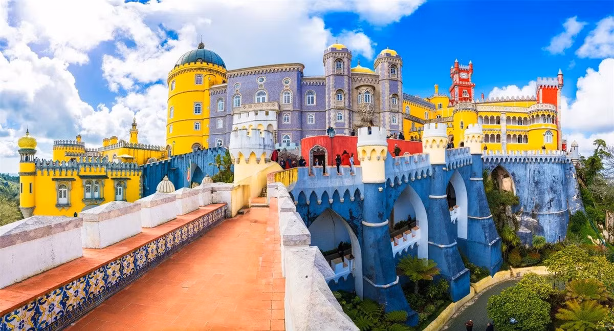 Bi mat Sintra - Noi cua nhung lau dai va cung dien huyen dieu-Hinh-3