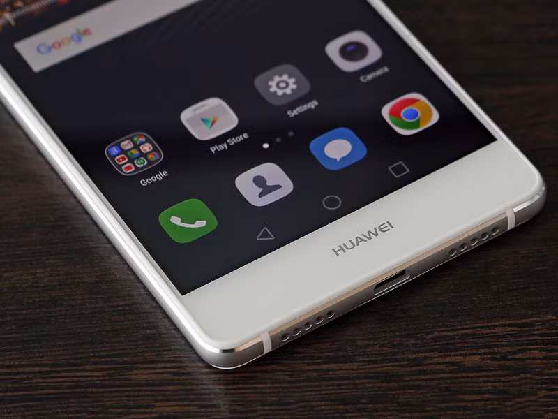 Được biết, Huawei P9 Lite có 2 màu sắc gồm bạc và vàng.