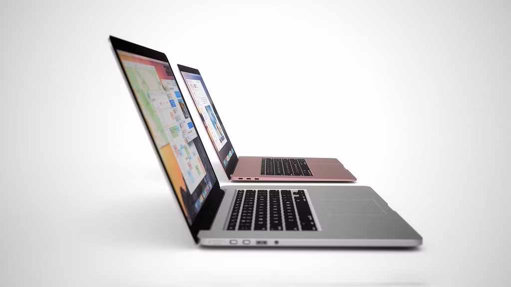Hiện tại, phiên bản MacBook Pro cấu hình thấp nhất của Apple trang bị chip Intel tốc độ 2,7 GHz, RAM 8 GB, dung lượng lưu trữ 128 GB và pin thời lượng 10 tiếng. Máy chỉ có duy nhất màu bạc.